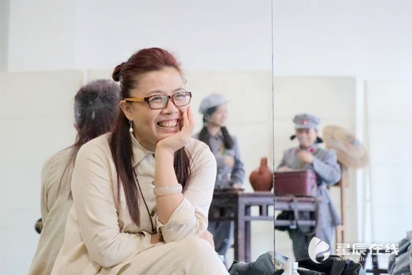 星辰在线:“半条被子”编成独幕剧《永远的温暖》 教师节展现星火传承